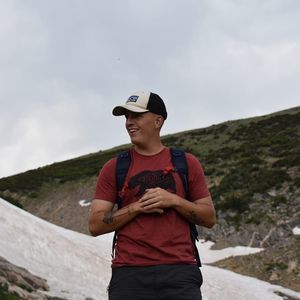 Meet your Posher, Dustin